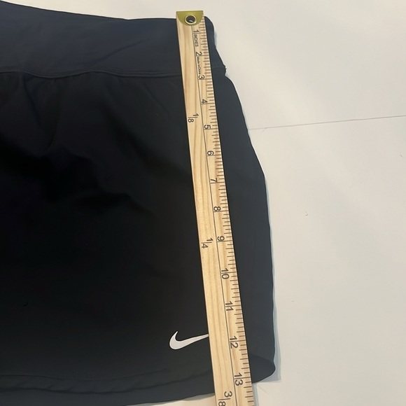 Nike Solid Element Women's Black Board Shorts (Plus Size) Size 1X - Picture 7 of 9